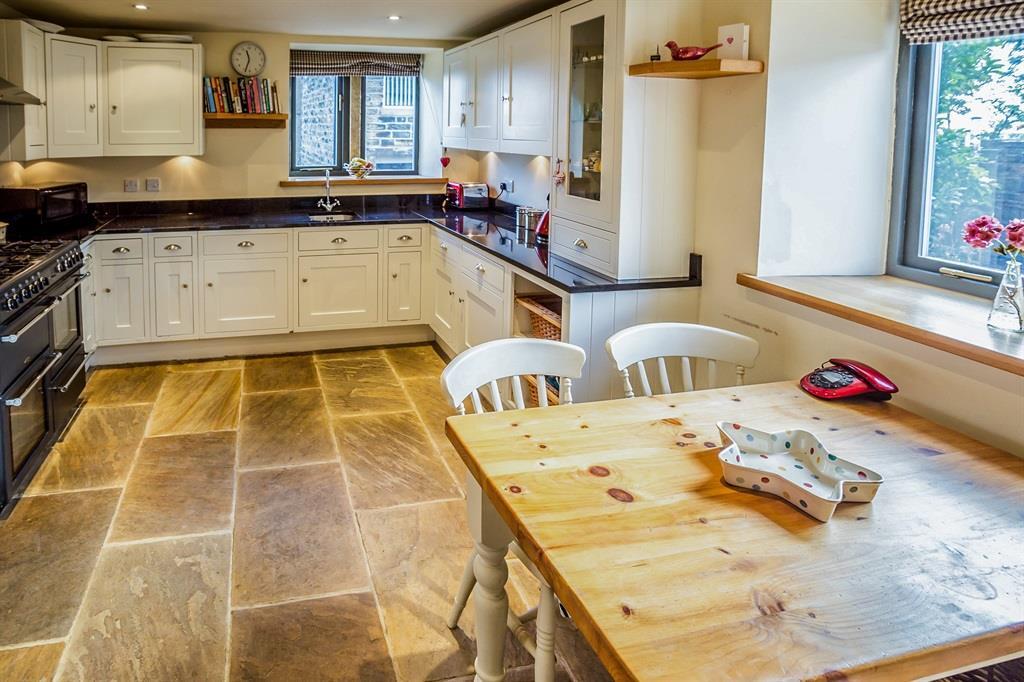 House in Kirklees, West Yorkshire - View 5