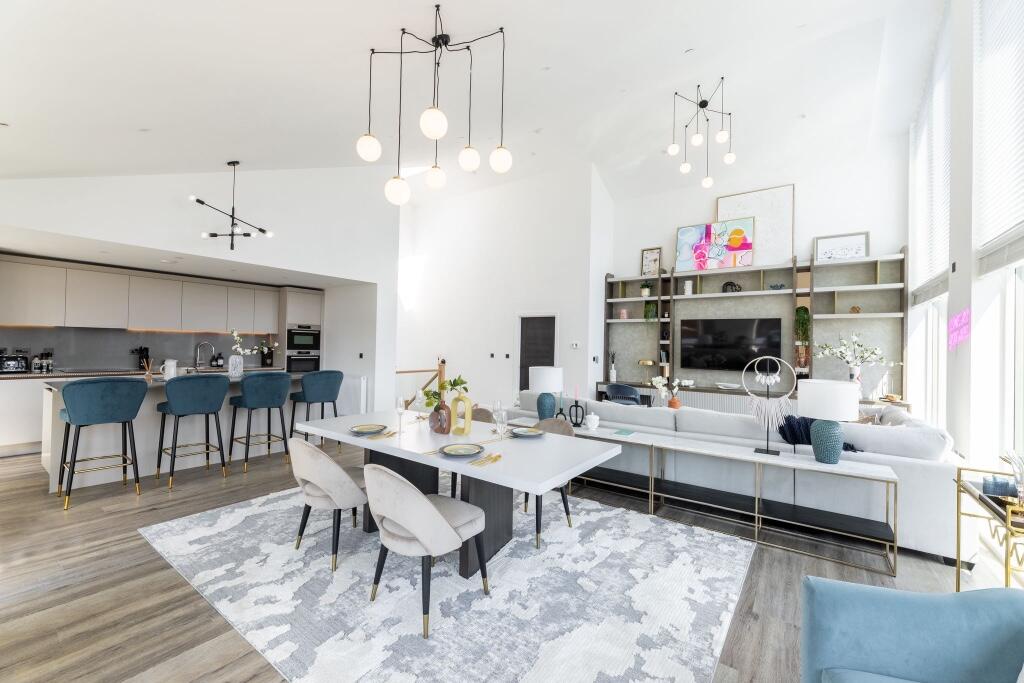 Main image of property: Snow Hill Wharf, Shadwell Street, Birmingham, B4