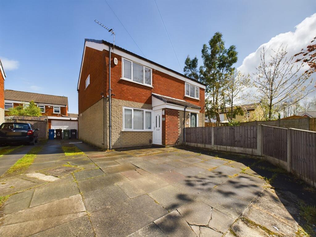 Main image of property: Glastonbury Road, Tyldesley, M29