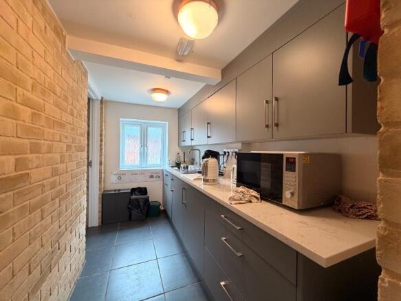 Kitchenette 