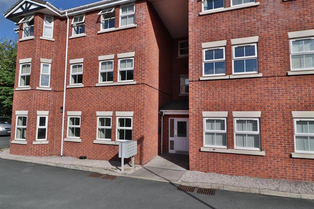 Main image of property: Ashfield Gardens, Warrington