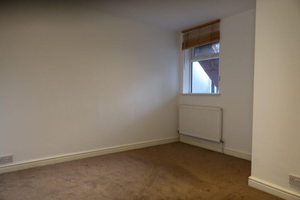 Apartment in Dartford - View 4