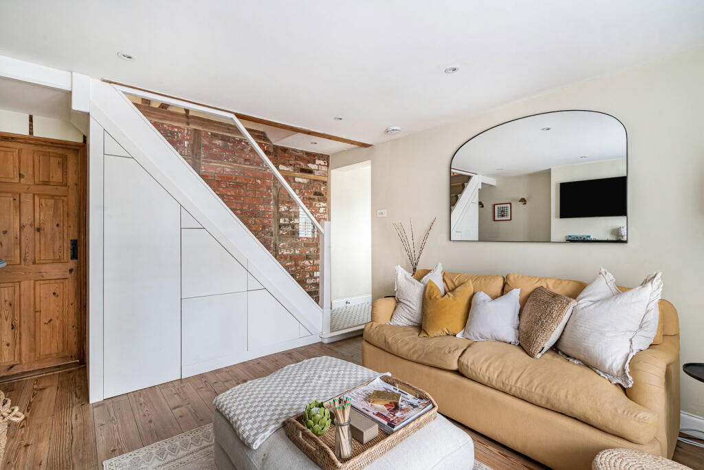 House in Guildford, Bellfields - View 4
