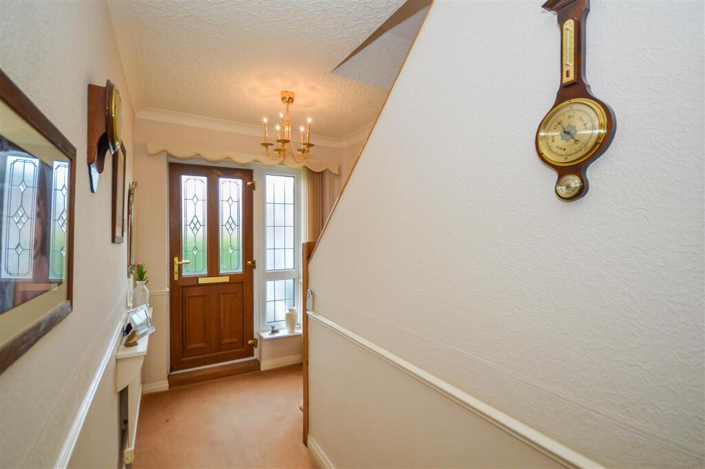 The Crescent, Altofts, Normanton - View 3