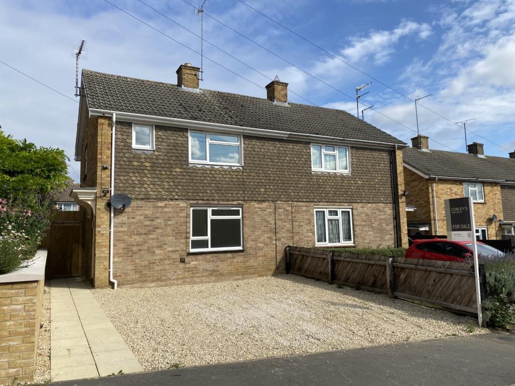 Main image of property: Mascord Road, Banbury, OX16