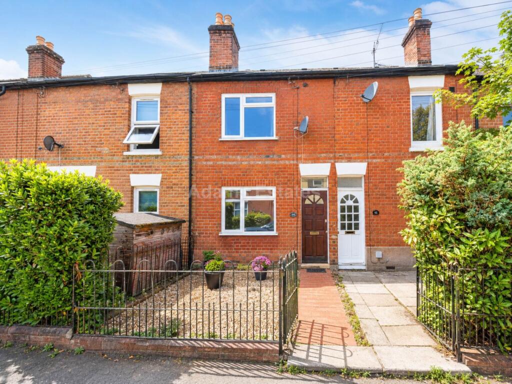 Main image of property: Foxhill Road, Reading