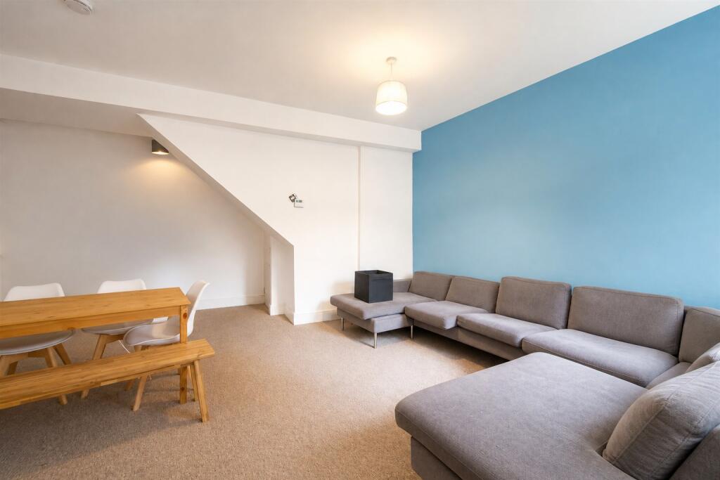 House in Birmingham - More