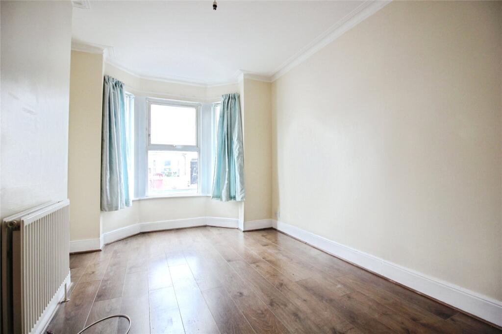 House in Reading - View 4