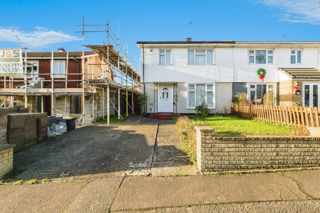 Main image of property: Barfields, Loughton, Essex, IG10