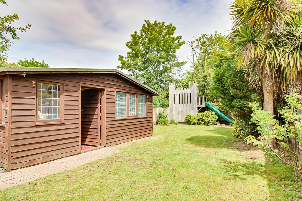 Mayfield Avenue, Southend-on-Sea - View 2