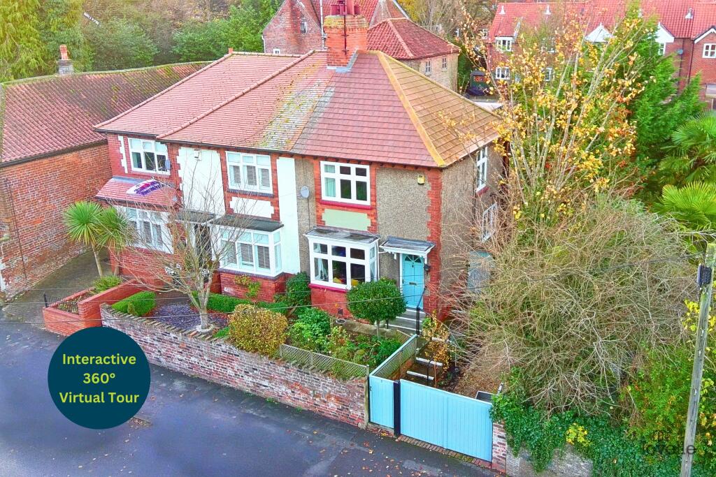 2-bed semi-detached on Whitecross Street, Barton-upon-Humber, North Lincolnshire, DN18, £199,000