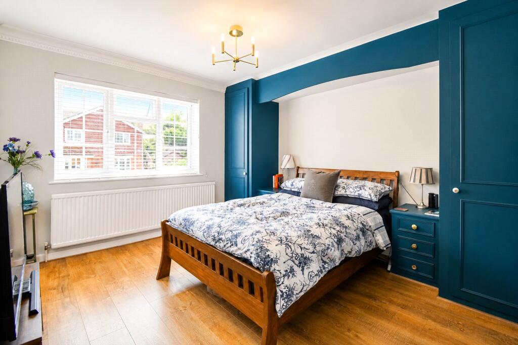 House in Marlborough, Froxfield - More