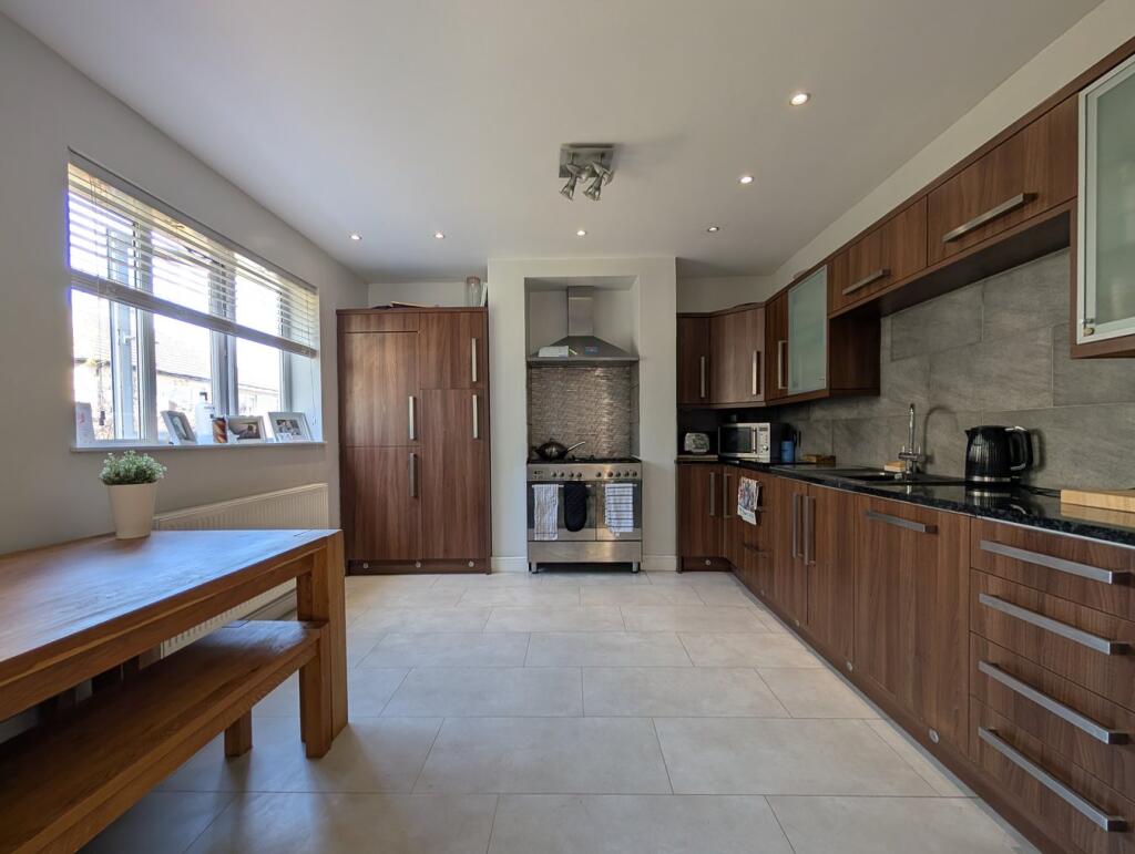 Additional image 5 of Fern Hill Mount, Shipley, BD18