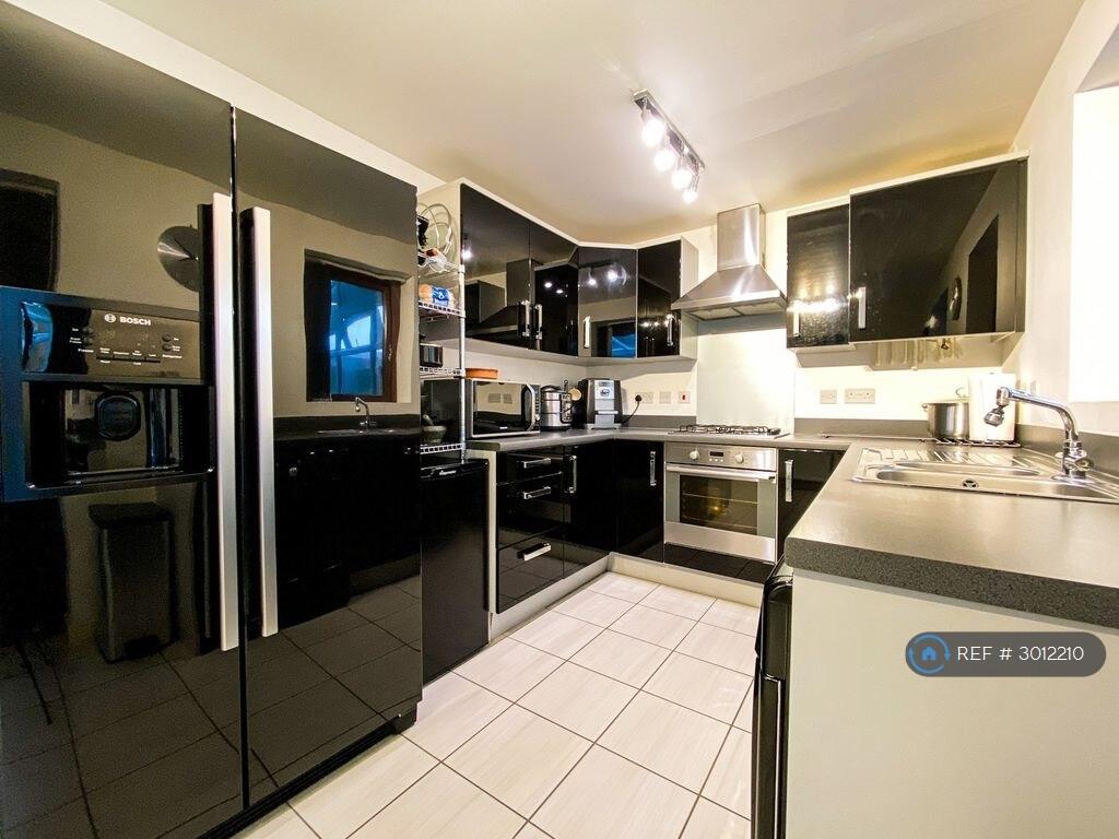 House in Milton Keynes - View 2