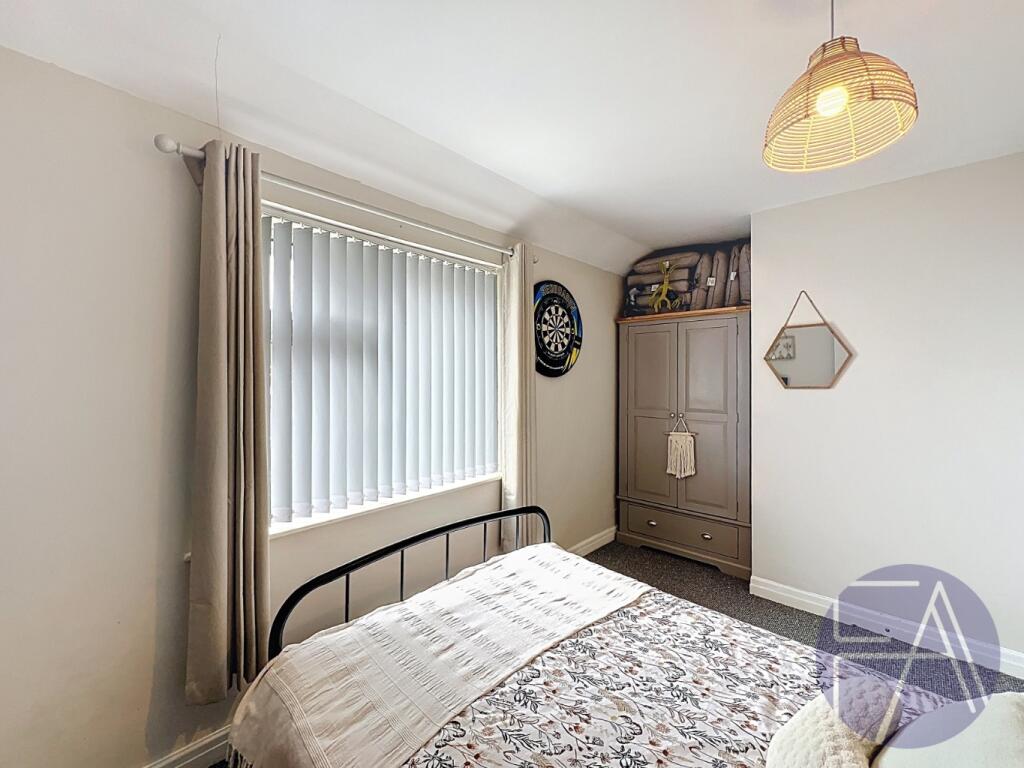 House in Sefton, Liverpool City Region - More