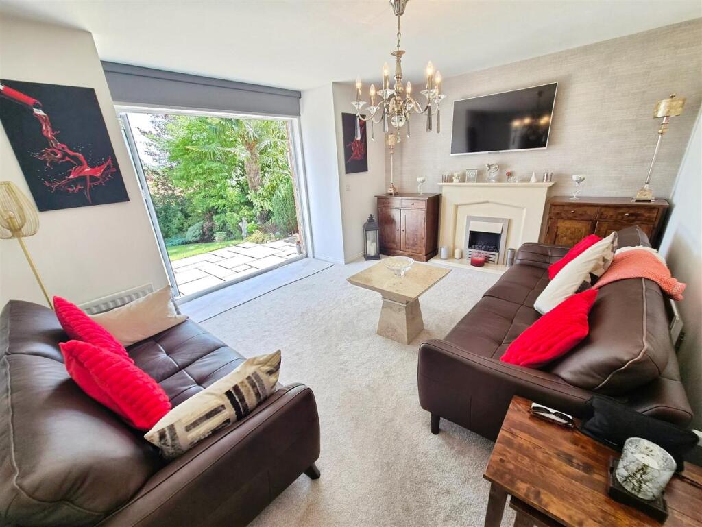 Rose Way, Sandbach photo 4