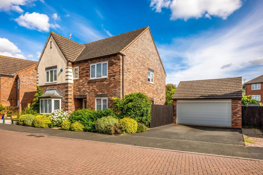Main image of property: Farnell Drive, Stratford-upon-Avon