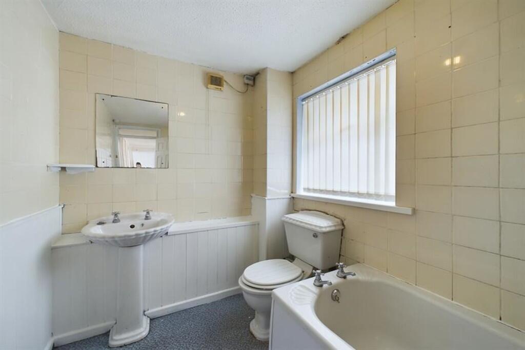 Dunstan Walk, West Denton, Newcastle Upon TYne  photo 4