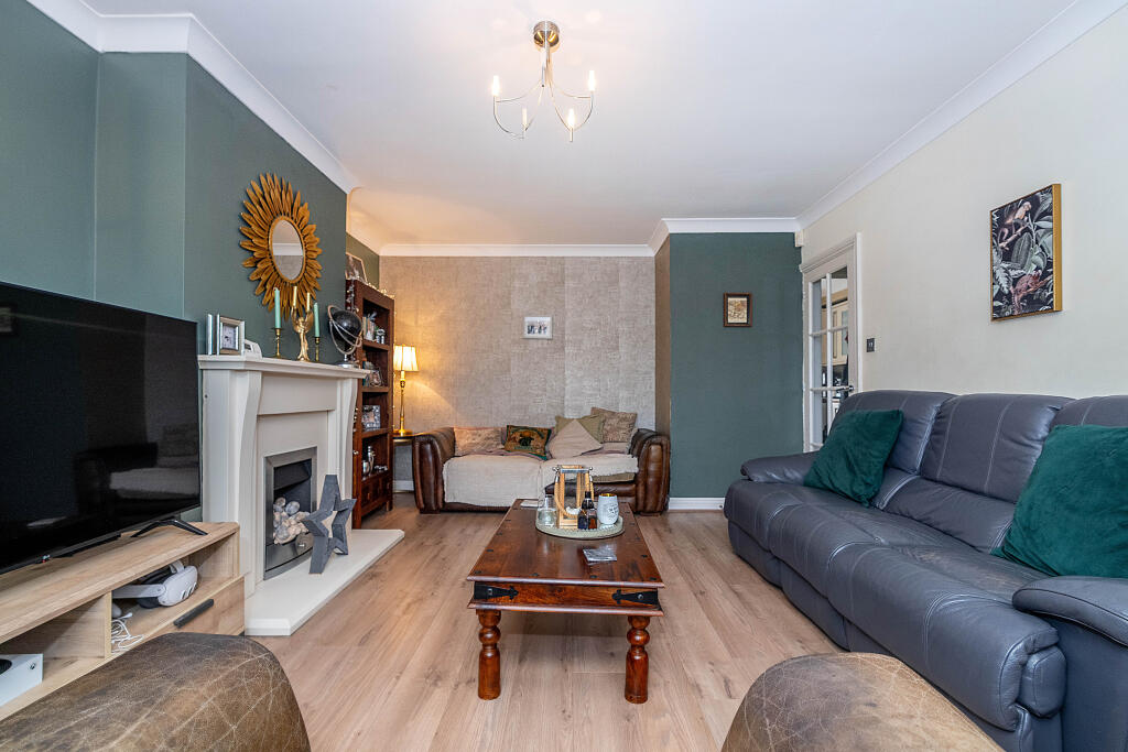 House in Peterborough, City of Peterborough - More