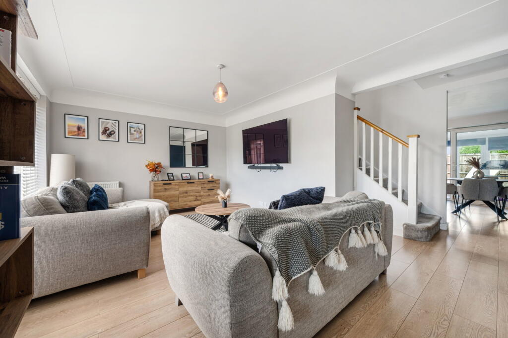 House in Pensby, Liverpool City Region - View 3