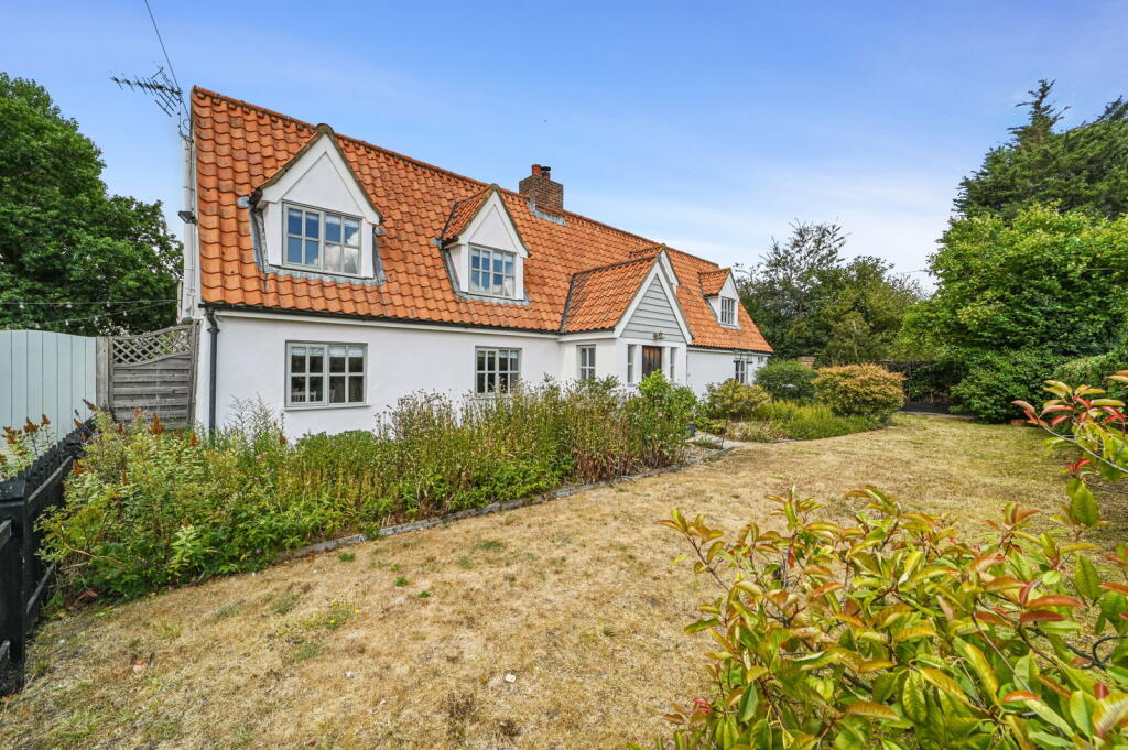 Main image of property: Whiteladies, Raydon Road, Hintlesham