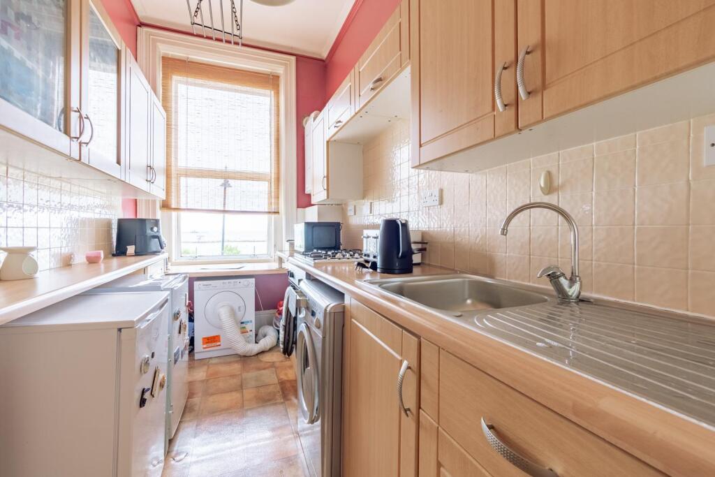 Apartment in Herne Bay, Kent - More