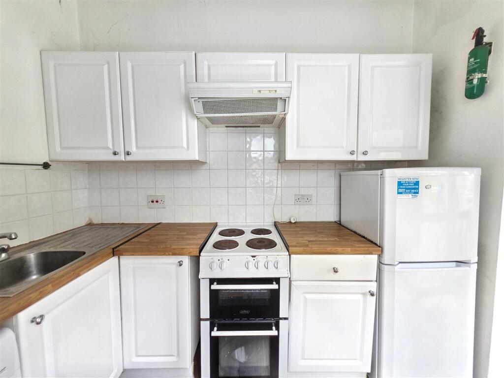 Apartment in London, Leyton - View 4