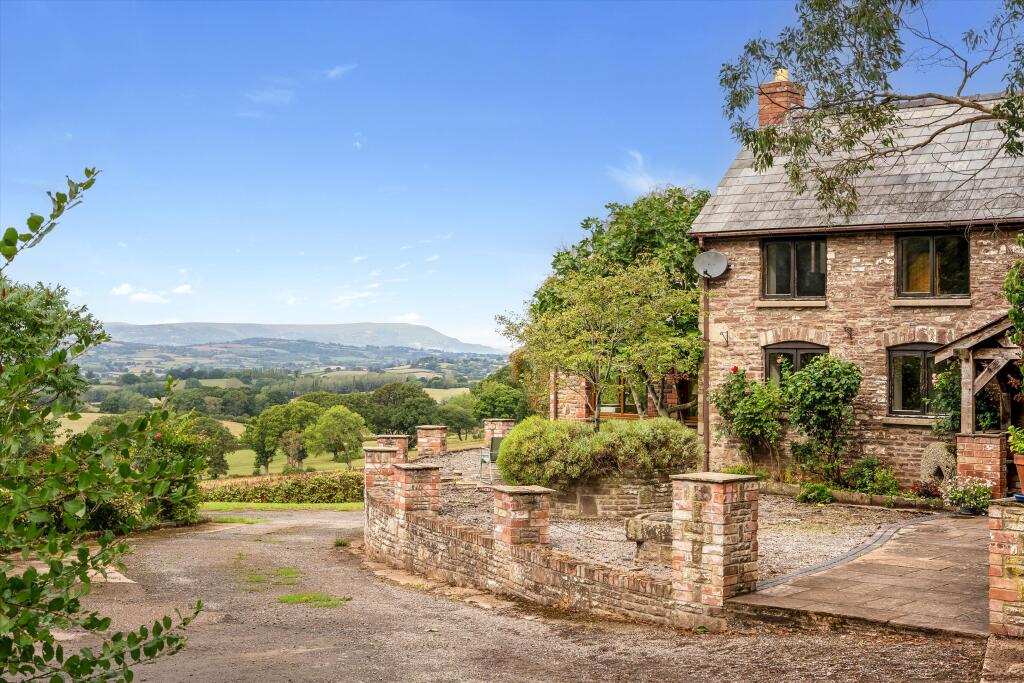 House in Llanishen, Trellech United