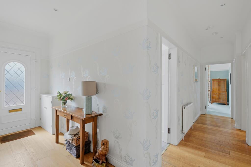 12, Edmiston Avenue, Prestwick KA9 1RU photo 2