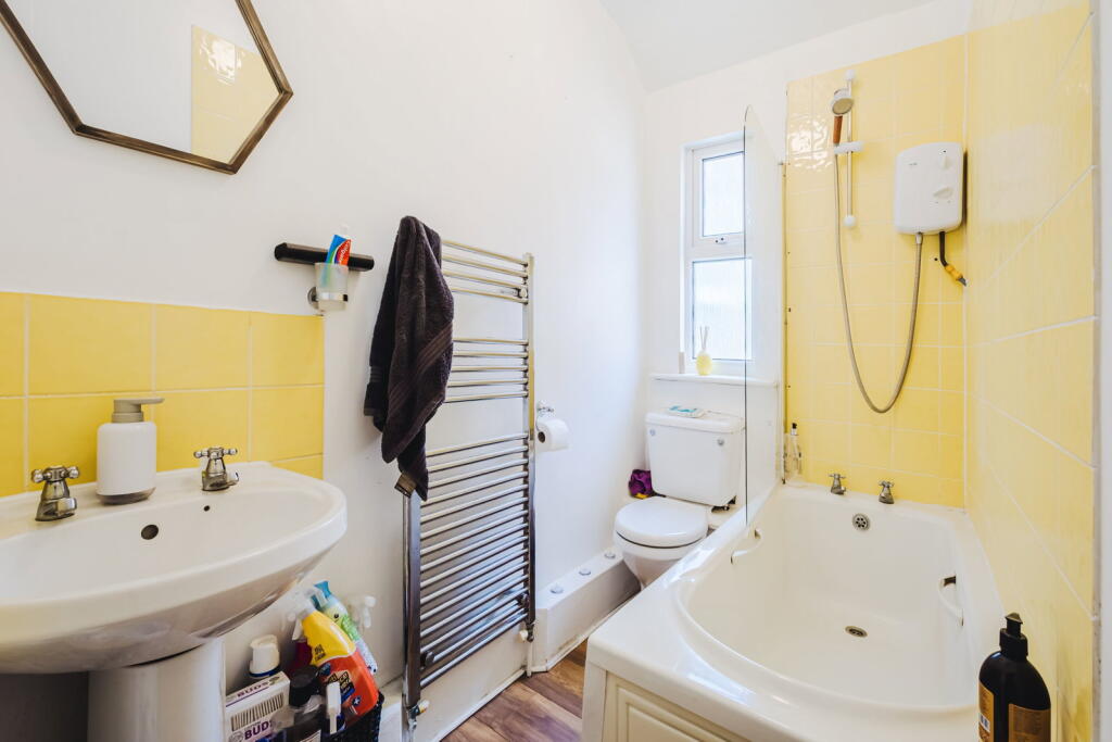 Apartment in Swindon - View 5