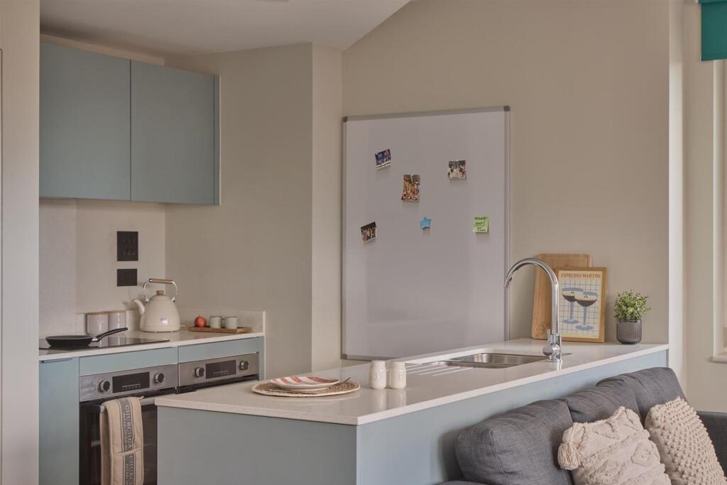Apartment in London - View 4