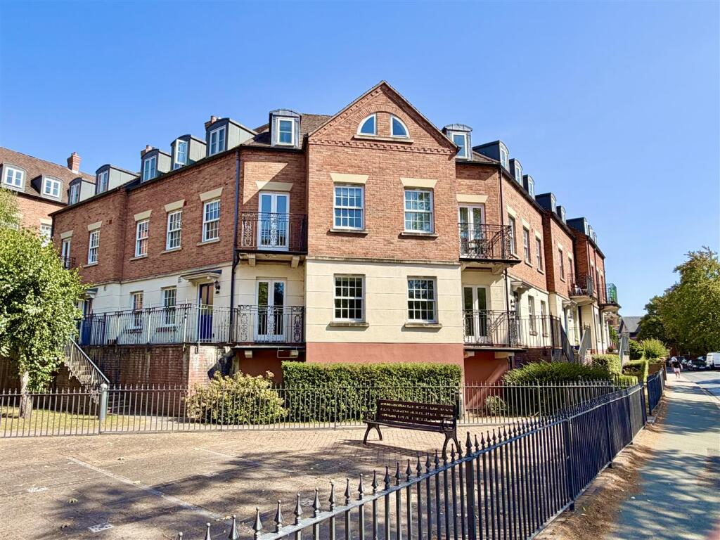 Main image of property: 80 Benbow Quay, Shrewsbury, SY1 2DL