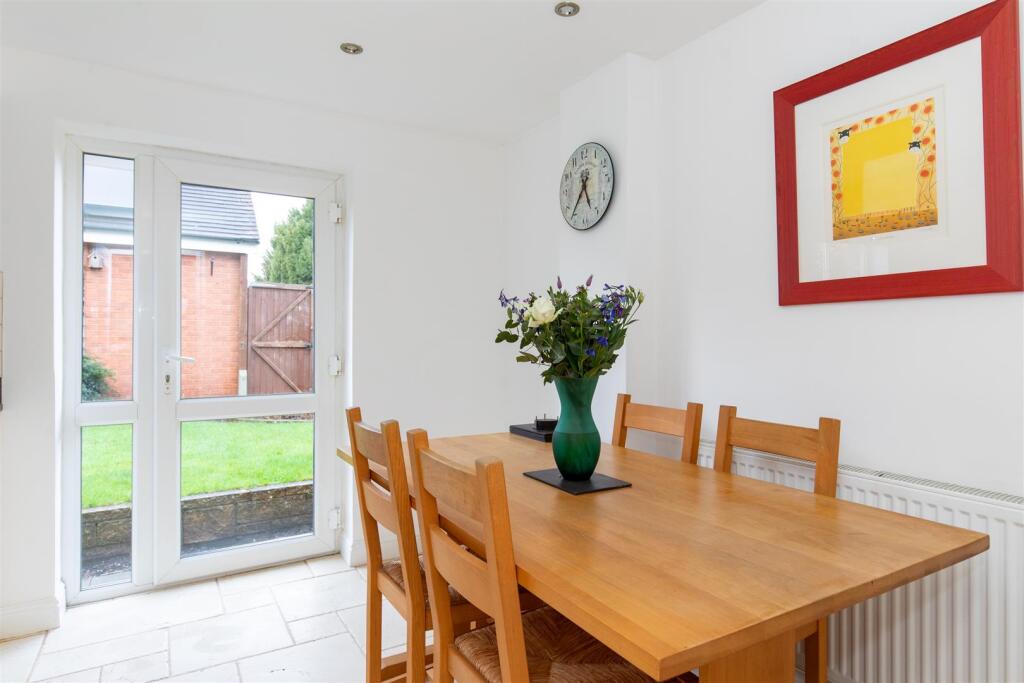 Holly Lodge, Wellesbourne photo 4