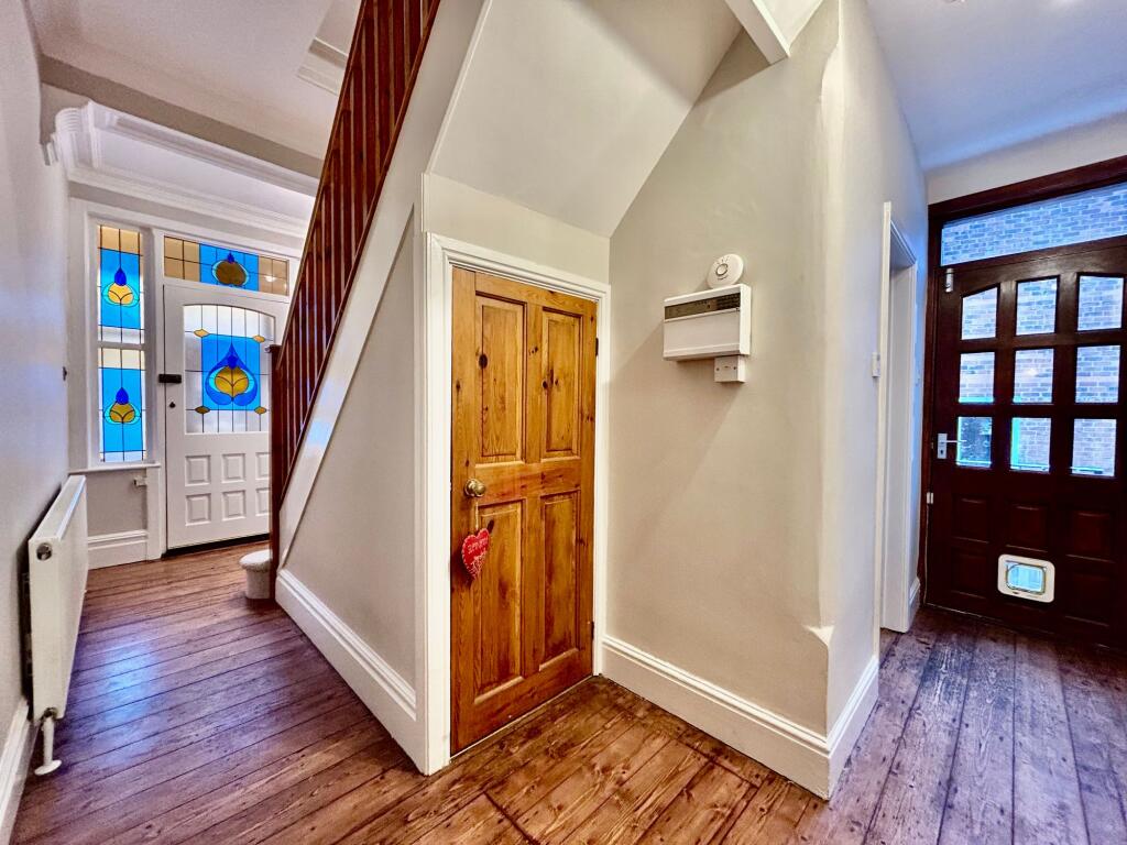 Lambton Road, Worsley, M28 photo 4