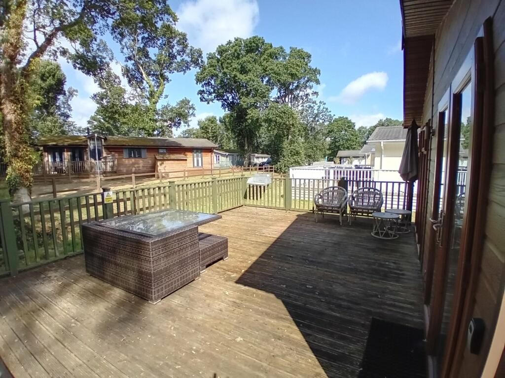 Westfield Lane, Hastings, TN35 photo 3