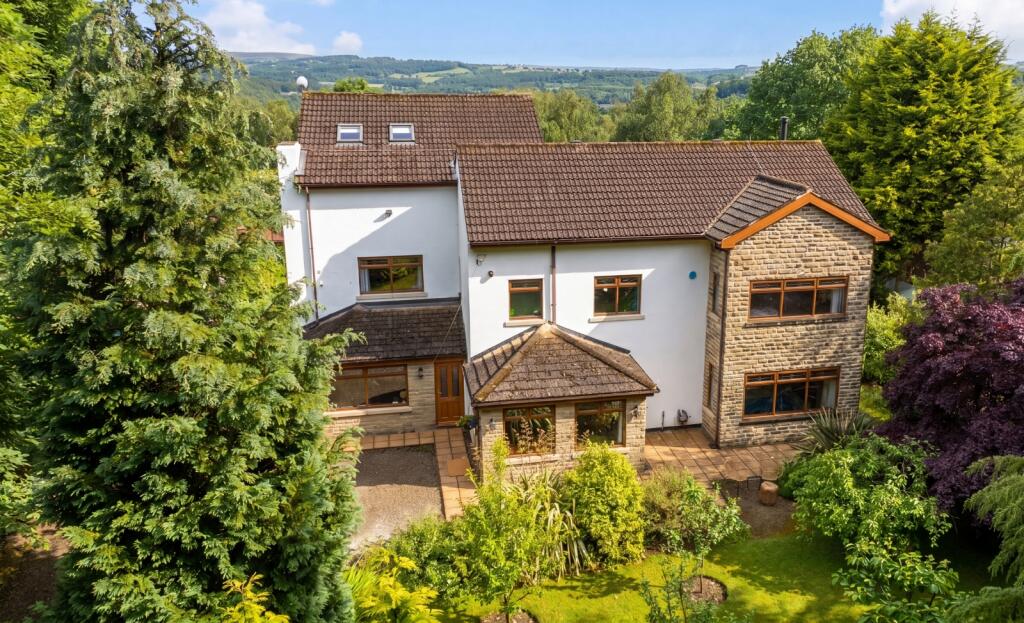 Main image of property: Clara Drive, Calverley, Pudsey, West Yorkshire, LS28