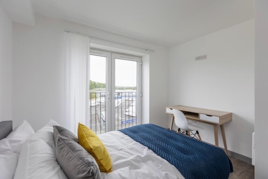 Apartment in Moreton, Liverpool City Region - View 3