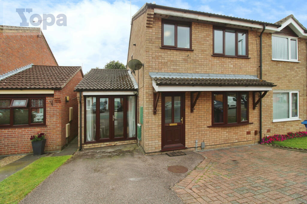 4-bed semi-detached on Platters Close, Ipswich, IP3, £255,000