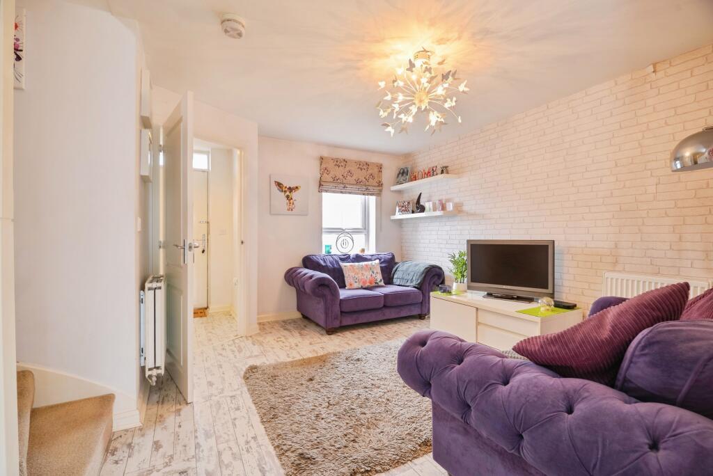 Thorntree Road, Stockton-on-tees, TS17 photo 2