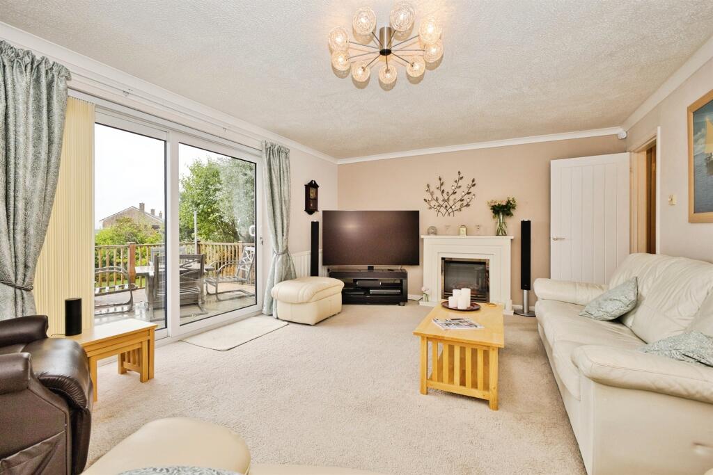 House in Taunton - View 4