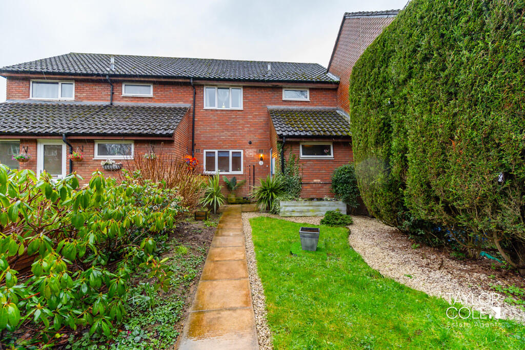 Main image of property: Ealingham, Wilnecote