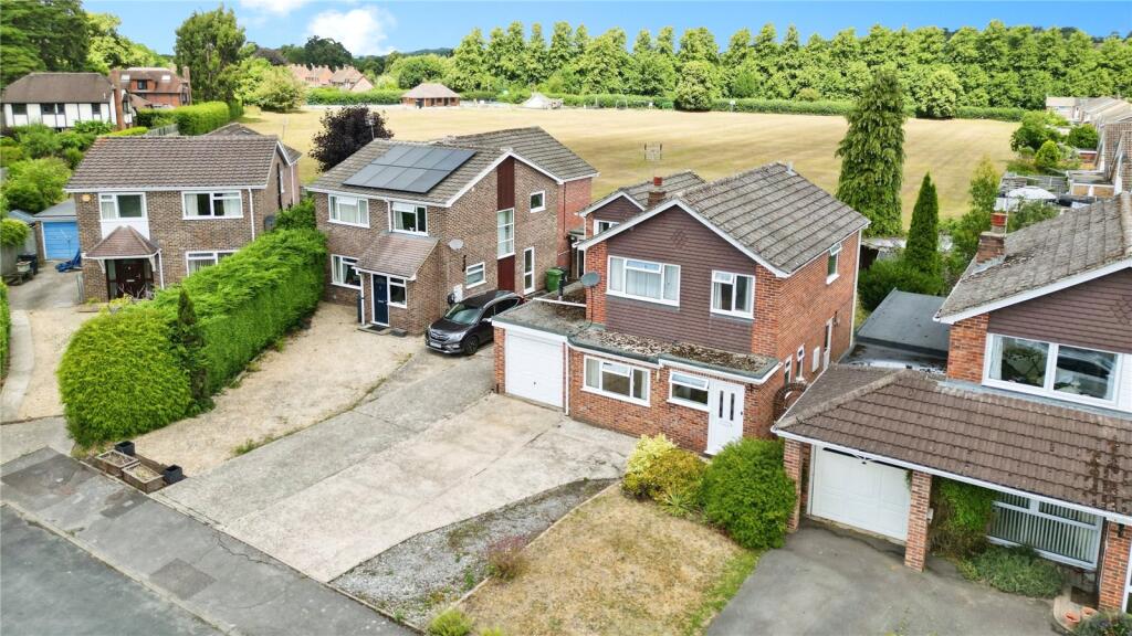 Main image of property: Penn Road, Speen, Newbury, Berkshire, RG14