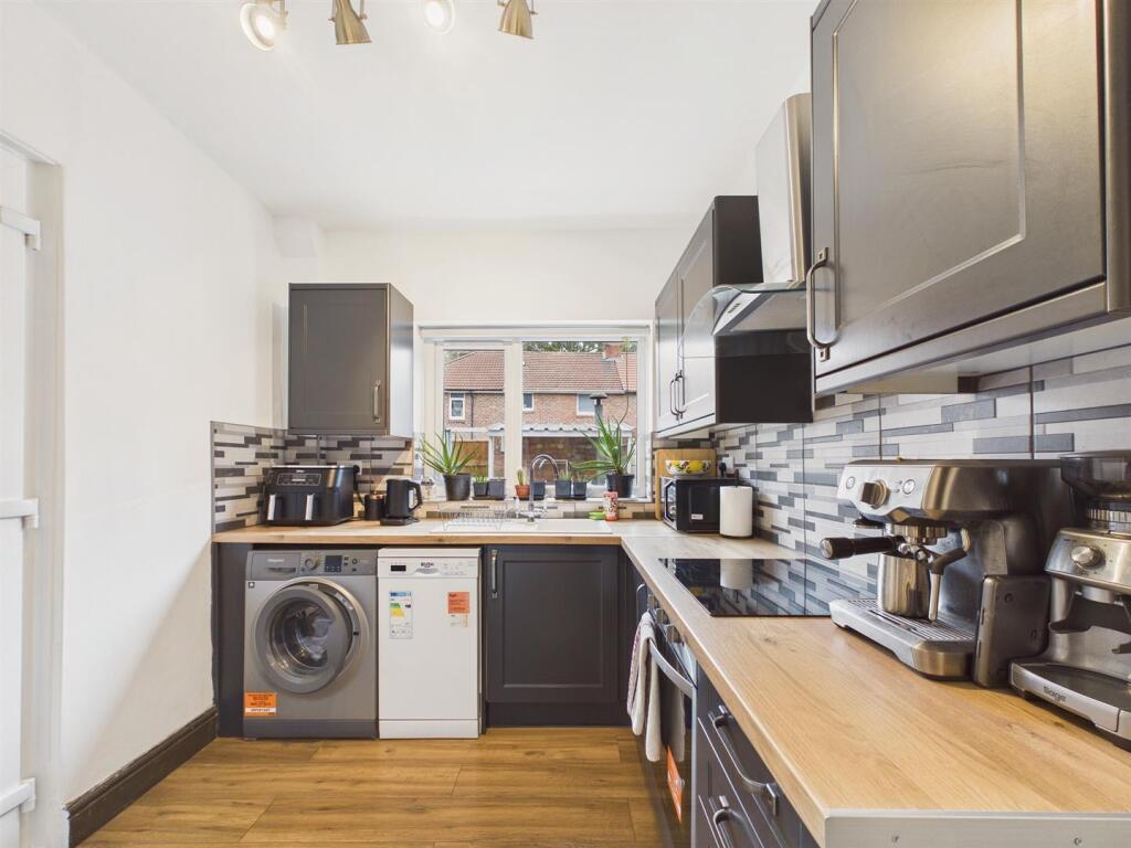 House in Newcastle upon Tyne - View 4