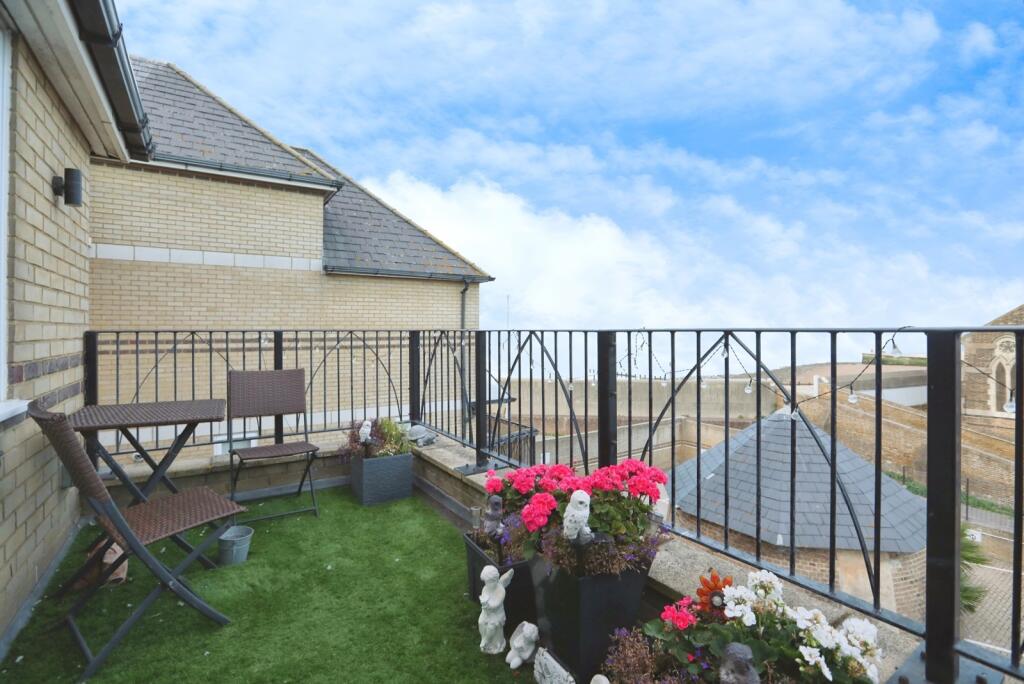 Main image of property: Broadway, Sheerness, Kent, ME12