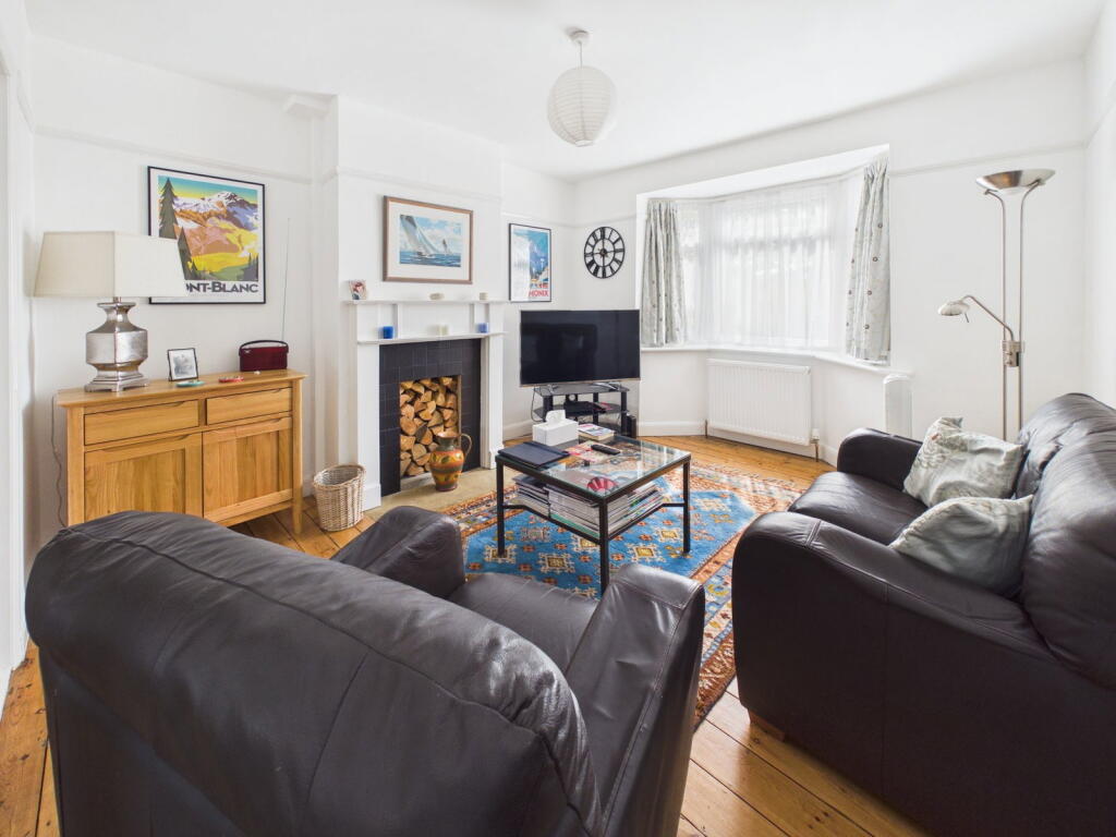 House in Adur, Shoreham-by-Sea - View 2