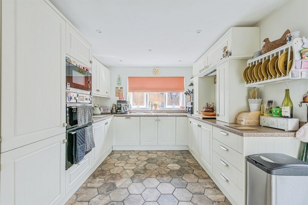 Cheadle Drive, Birmingham photo 5