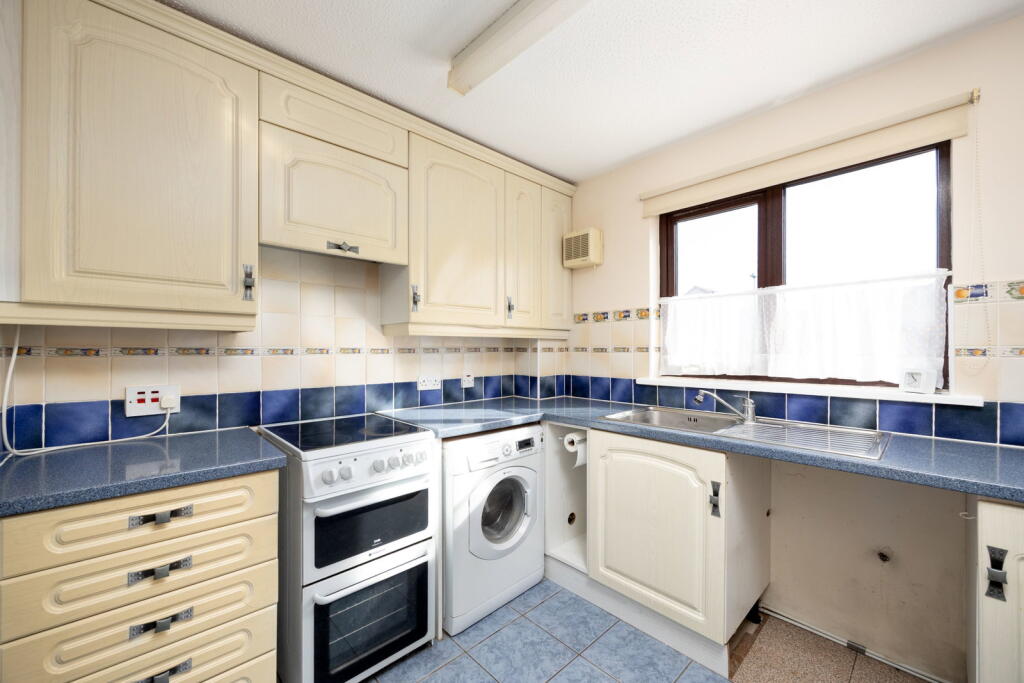 House in Swindon - View 5