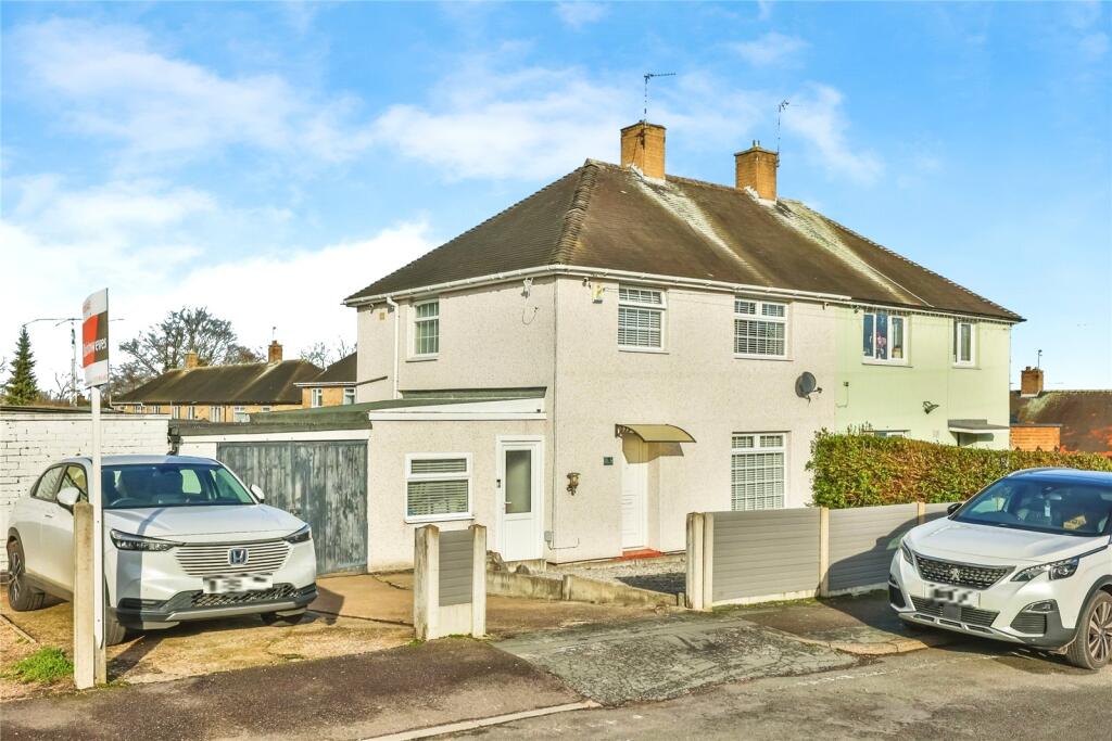 3-bed semi-detached on Foxearth Avenue, Clifton, Nottingham, NG11, £230,000