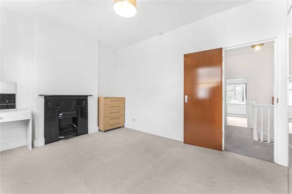 4 bedroom terraced house for rent