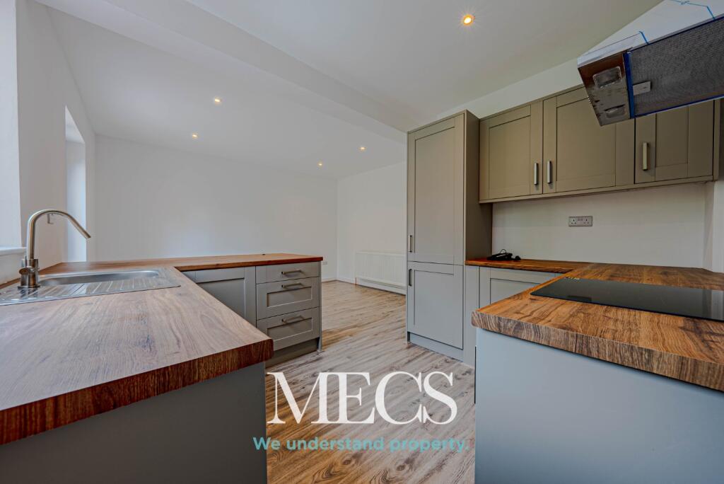 House in Solihull, Ulverley Green - View 3
